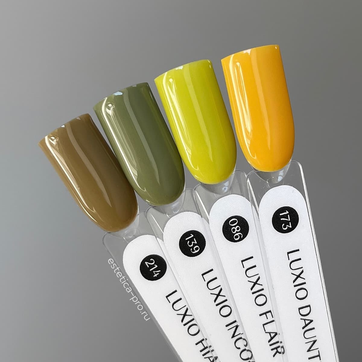 Luxio Dauntless, Gel Polish