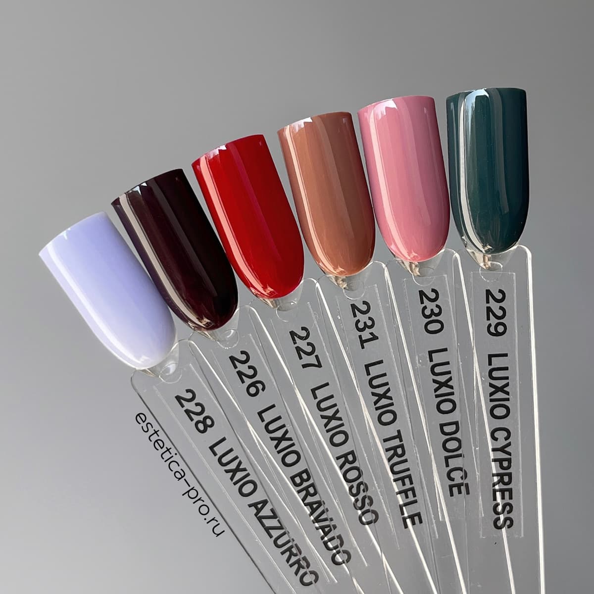 Luxio Rosso, Gel Polish