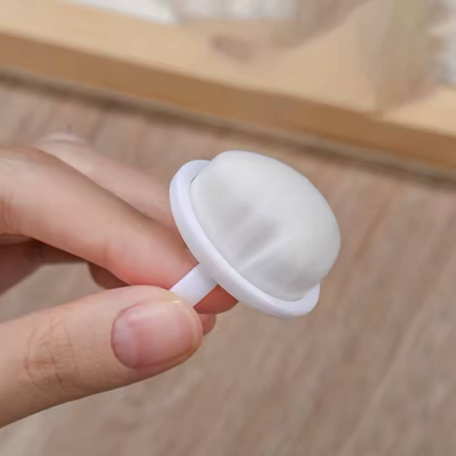 Ring Fingernail Nail Dust Brush, Soft Brush