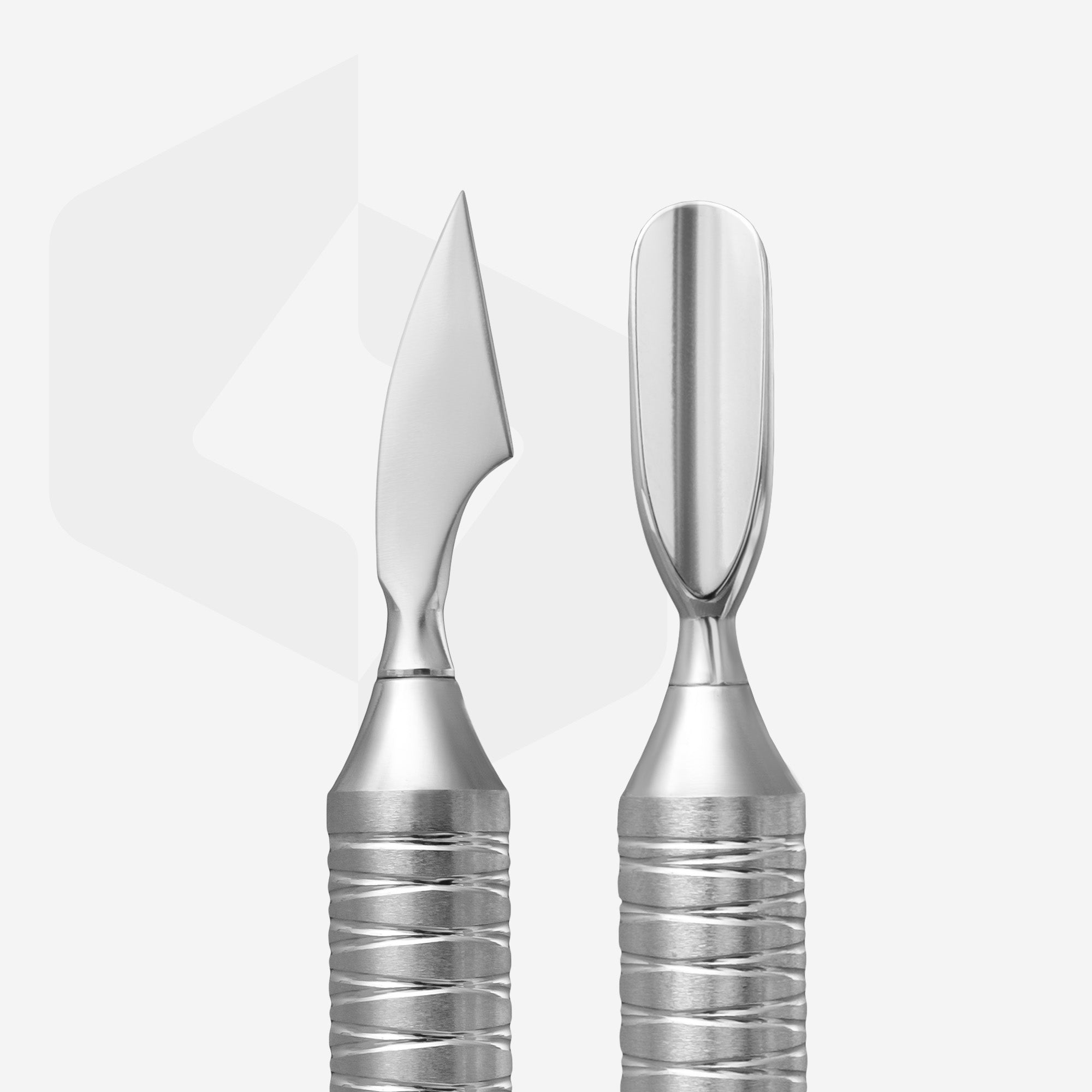 Staleks Pro Expert 100 Type 3 Hollow Cuticle Pusher (Rounded Wide Pusher & Cleaner) PE-100/3